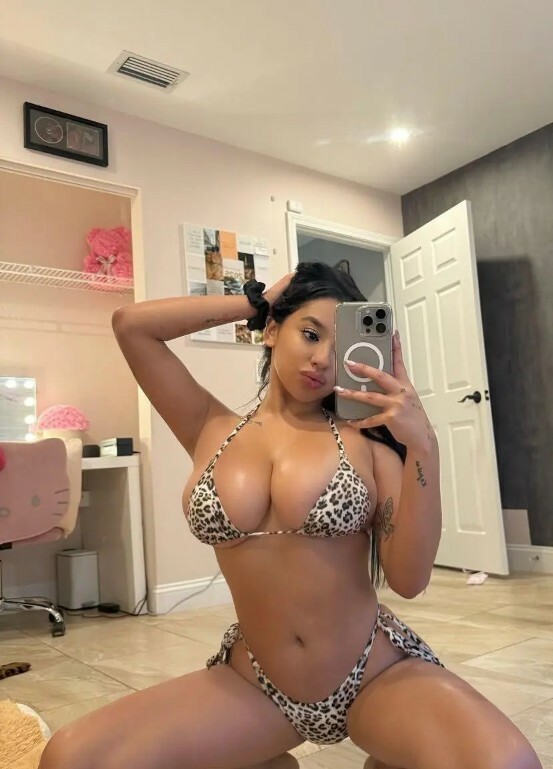 Оля в Невельске. Проститутка Фото 100% Леди Досуг | Love65.ru